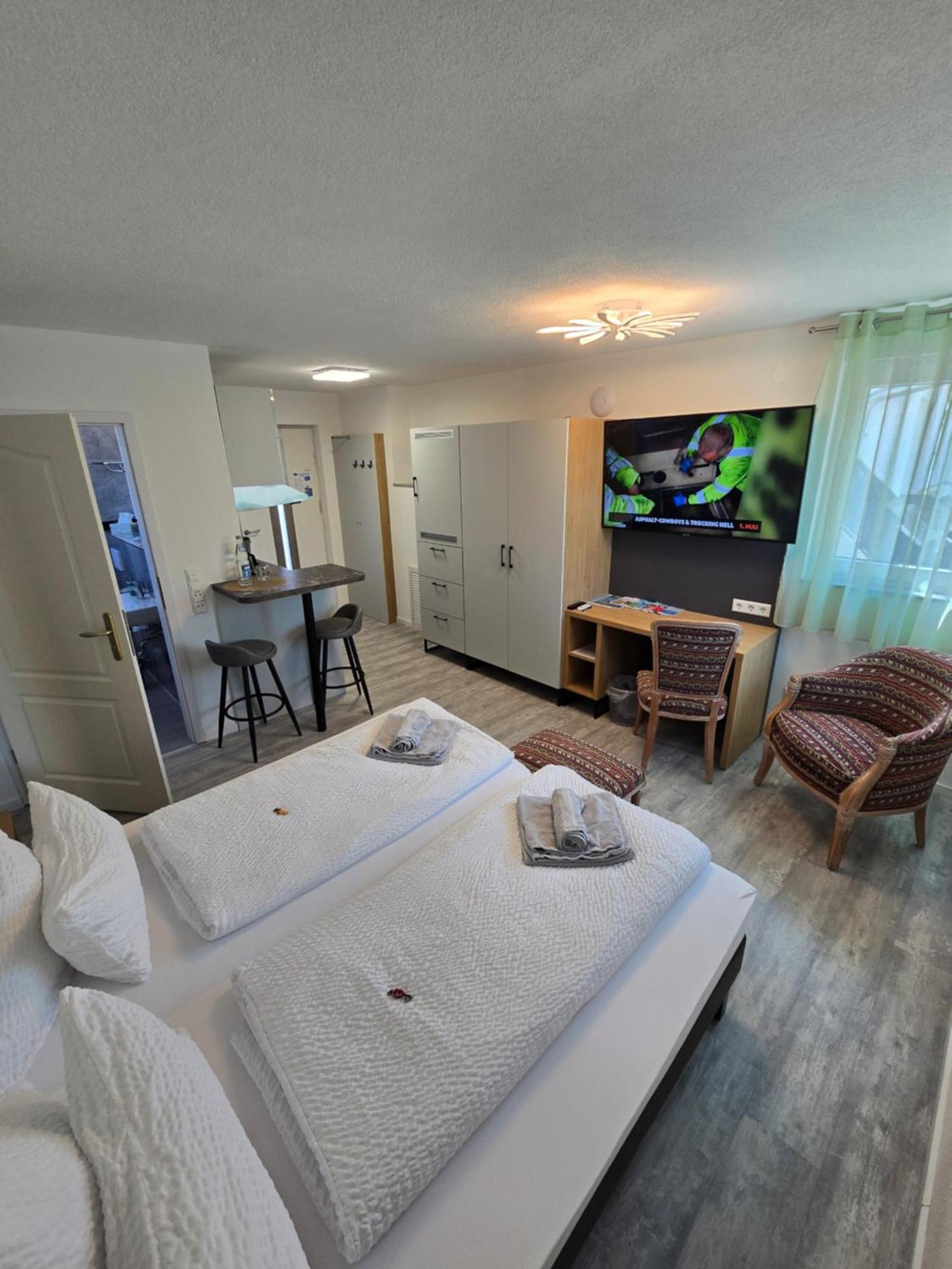 Bodensee Sunshine Zimmer & Apts. Uhldingen-Mühlhofen Екстериор снимка