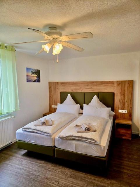 Bodensee Sunshine Zimmer & Apts. Uhldingen-Mühlhofen Екстериор снимка