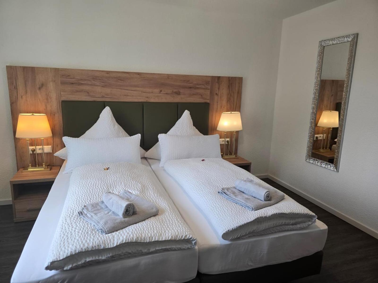 Bodensee Sunshine Zimmer & Apts. Uhldingen-Mühlhofen Екстериор снимка